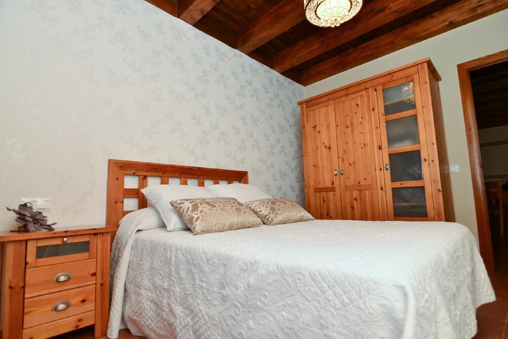 Apartamentos La Casa Del Grial Toledo Quarto foto