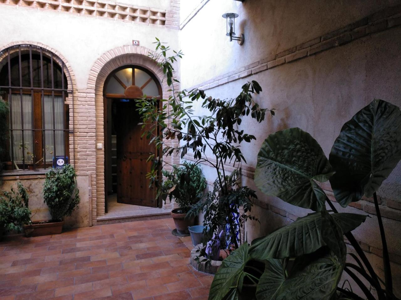 Apartamentos La Casa Del Grial Toledo Exterior foto